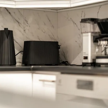 Cozy And Modern With Lakeside View Appartement Rovaniemi