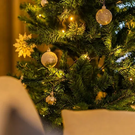 Cozy And Modern With Lakeside View * 로바니에미