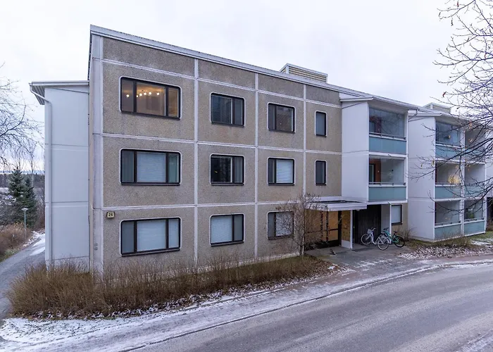 Cozy And Modern With Lakeside View